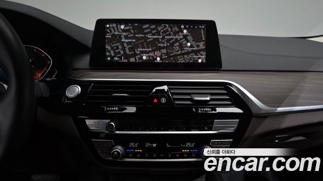 BMW 5 Series (G30) 530i xDrive Luxury Plus 2020 — фото 14