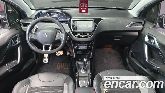 Peugeot 2008 1.6 e-HDi Feline L 2015 — фото 7