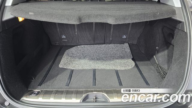 Peugeot 2008 1.6 e-HDi Feline L 2015 — фото 20