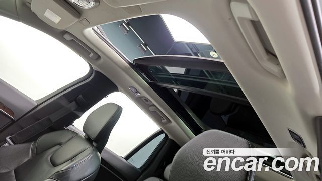 Volvo XC90 (II) D5 Momentum 2019 — фото 18
