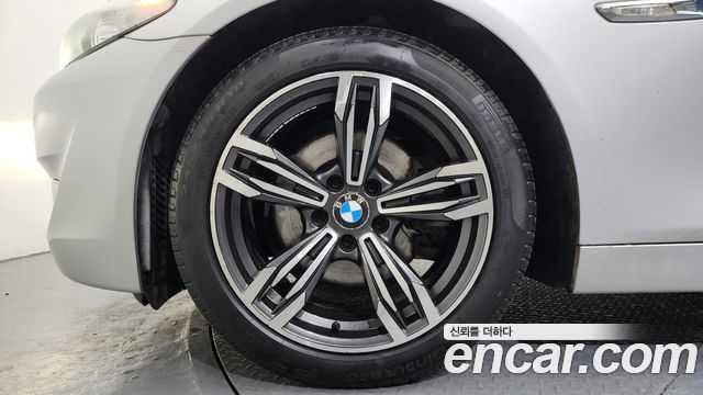 BMW 5 Series (F10) 520d 2012 — фото 5