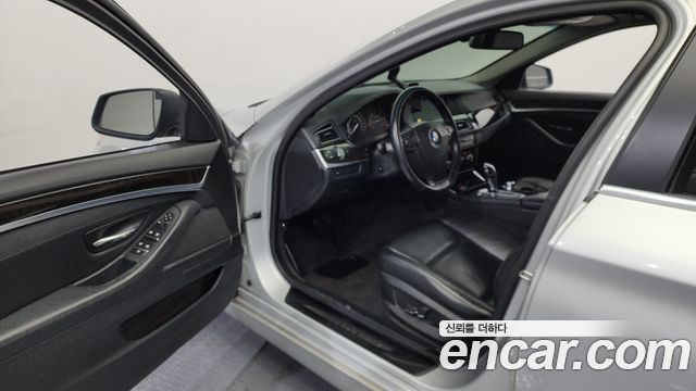 BMW 5 Series (F10) 520d 2012 — фото 10