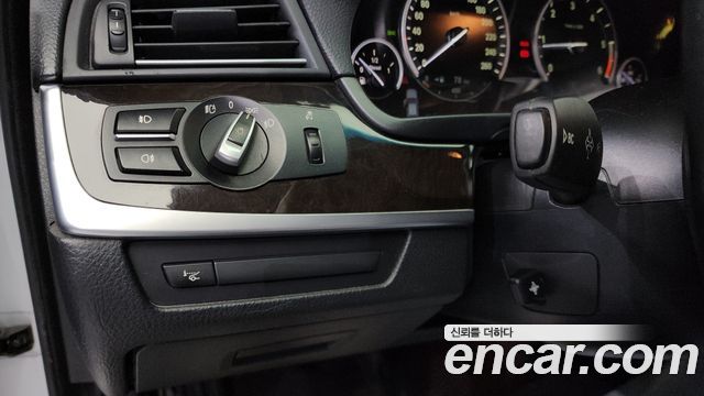 BMW 5 Series (F10) 520d 2012 — фото 13