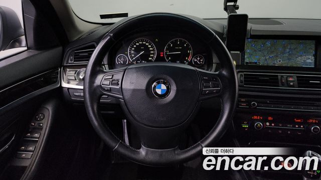 BMW 5 Series (F10) 520d 2012 — фото 14