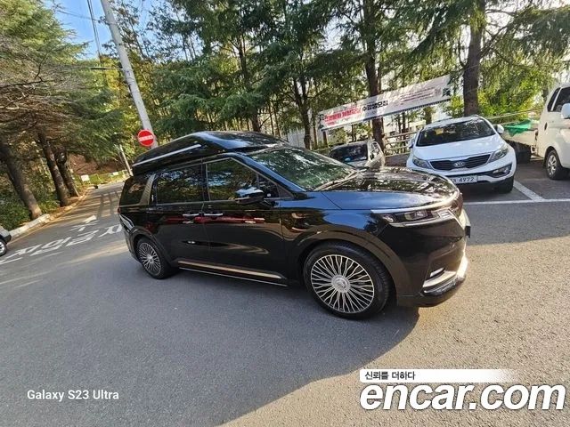 Kia Carnival (IV) Gasoline 9-seater Limousine(Special vehicle) 2023 — фото 5
