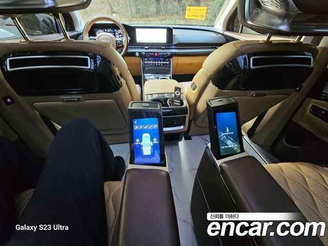Kia Carnival (IV) Gasoline 9-seater Limousine(Special vehicle) 2023 — фото 19