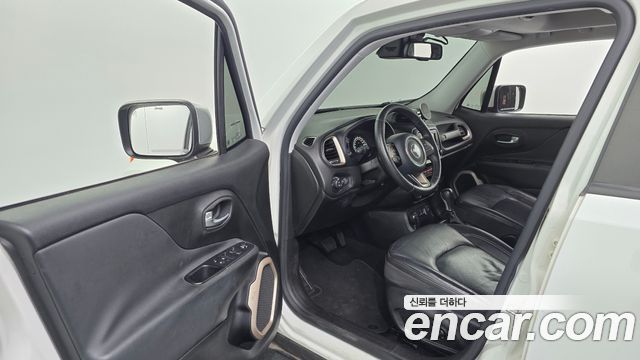 Jeep Renegade 2.0 Diesel Limited AWD 2015 — фото 10
