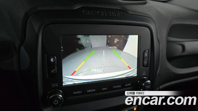 Jeep Renegade 2.0 Diesel Limited AWD 2015 — фото 15