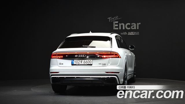 Audi Q8 (4M) 55 TFSI Quattro Premium 2023 — фото 4