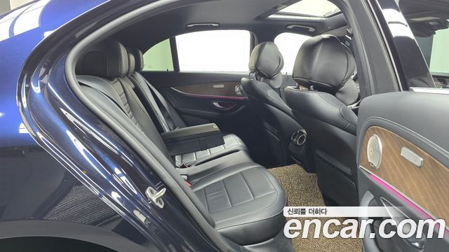 Mercedes-Benz E-Class (W213) E250 Exclusive 2022 — фото 12