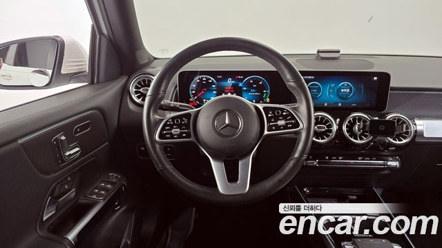Mercedes-Benz GLB-Class (X247) GLB220 2020 — фото 13