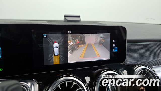 Mercedes-Benz GLB-Class (X247) GLB220 2020 — фото 15
