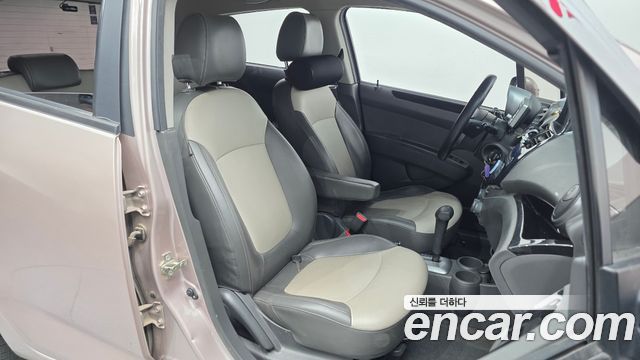 Chevrolet Spark LS Star 2012 — фото 10