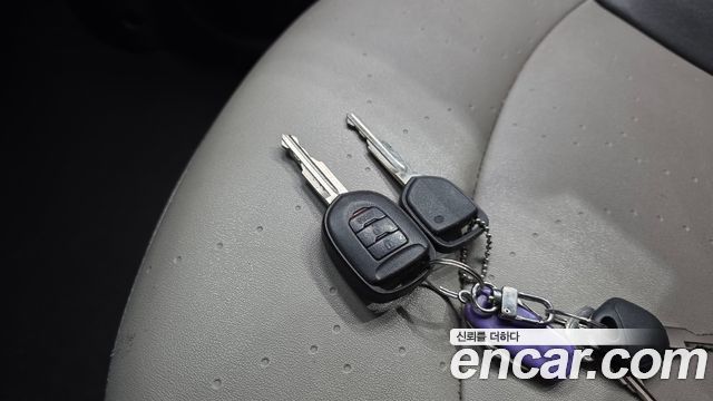 Chevrolet Spark LS Star 2012 — фото 23