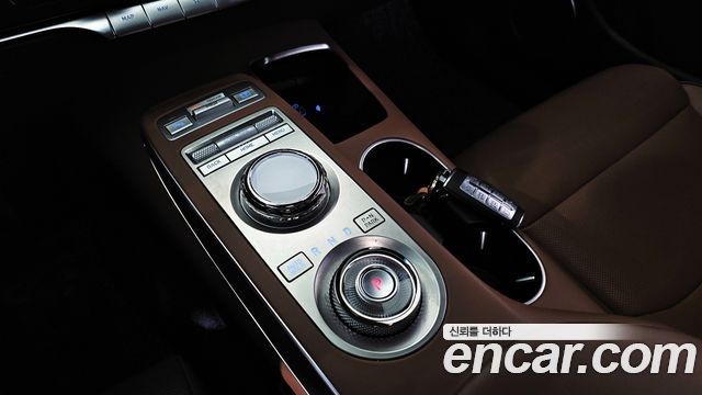 Genesis GV70 2.5T Gasoline AWD 2023 — фото 9