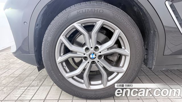 BMW X4 (G02) xDrive20i xLine 2020 — фото 5
