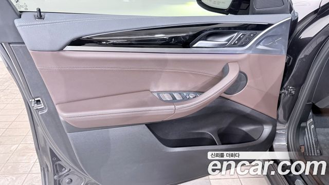 BMW X4 (G02) xDrive20i xLine 2020 — фото 18