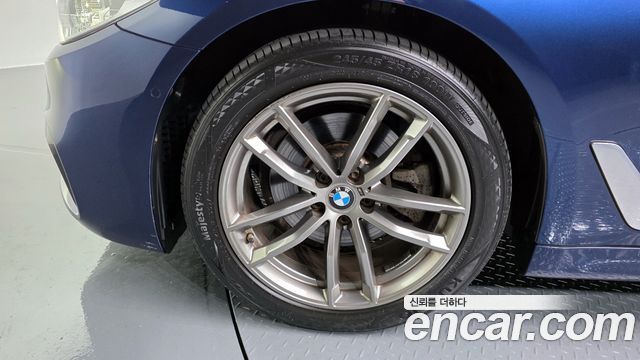 BMW 5 Series (G30) 520i M Sport 2020 — фото 5