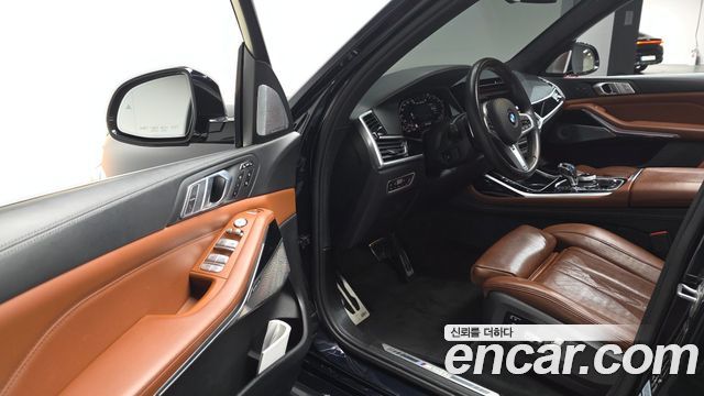 BMW X7 (G07) M50i 6STR 2020 — фото 11
