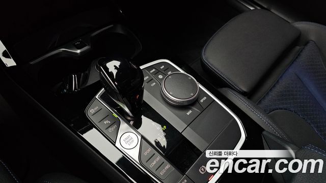 BMW 1 Series (F40) 120i M Sports 2024 — фото 9