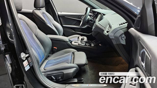 BMW 1 Series (F40) 120i M Sports 2024 — фото 15