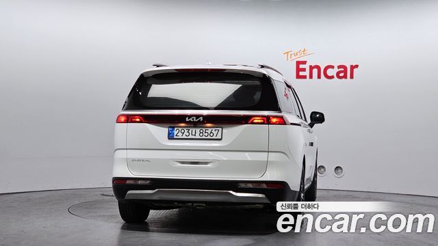 Kia Carnival (IV) Gasoline 9-Seater Signature 2023 — фото 4