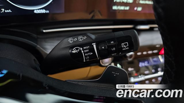 Kia Carnival (IV) Gasoline 9-Seater Signature 2023 — фото 17