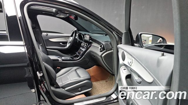 Mercedes-Benz GLC-Class (X253) GLC300e 4MATIC 2020 — фото 18