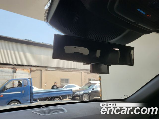 Ford Explorer (VI) 2.3 LimIted 4WD 2020 — фото 17