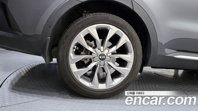 Kia Sorento (IV) Gasoline 2.5T 2WD Signature 2021 — фото 5