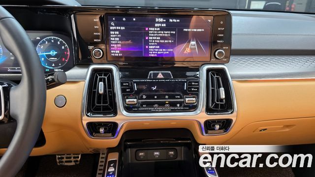Kia Sorento (IV) Gasoline 2.5T 2WD Signature 2021 — фото 16