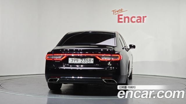Lincoln Continental (X) 3.0 Presidential AWD 2017 — фото 4
