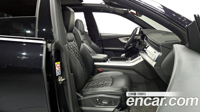 Audi Q8 (4M) 55 TFSI Quattro Premium 2021 — фото 10
