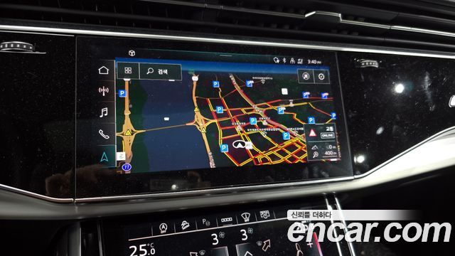 Audi Q8 (4M) 55 TFSI Quattro Premium 2021 — фото 14