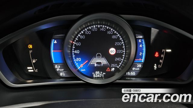 Volvo V40 T5 2nd 2015 — фото 8