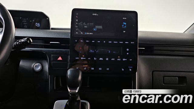 Hyundai Staria L3.5  Kinder Safety Car 11-Seater 2022 — фото 15