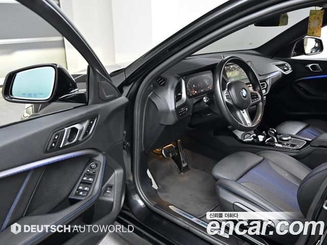 BMW 1 Series (F40) 120i M Sports 2023 — фото 15