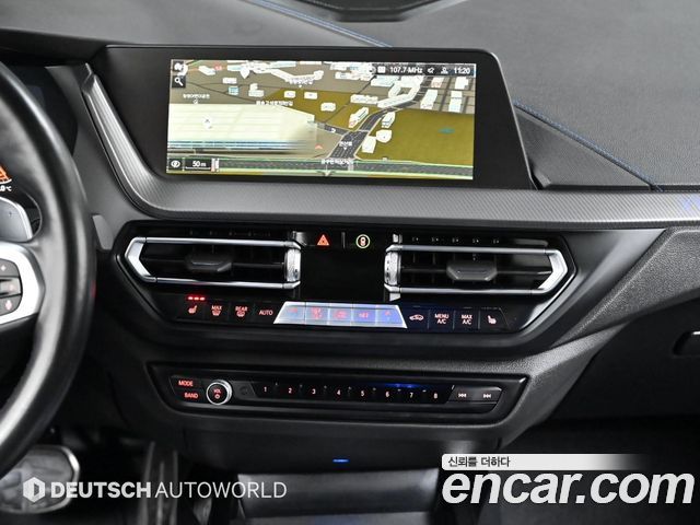 BMW 1 Series (F40) 120i M Sports 2023 — фото 18