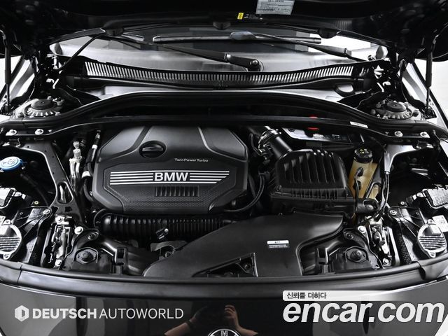 BMW 1 Series (F40) 120i M Sports 2023 — фото 24