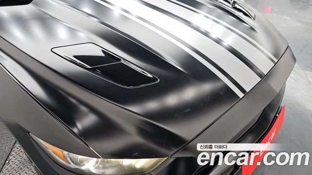 Ford Mustang GT Convertible 2015 — фото 6
