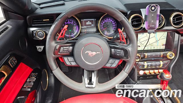 Ford Mustang GT Convertible 2015 — фото 13