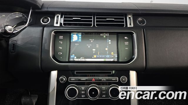 Land Rover Range Rover (IV) 4.4 SDV8 Vogue SE DIESEL 2014 — фото 14