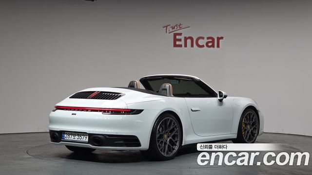 Porsche 911 (992) Carrera Cabriolet 2024 — фото 2