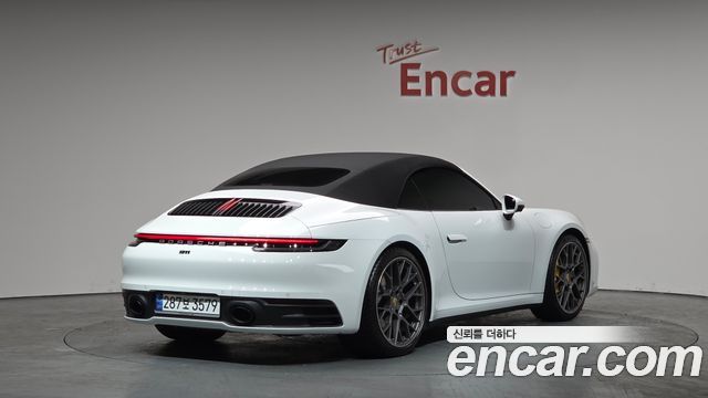 Porsche 911 (992) Carrera Cabriolet 2024 — фото 23
