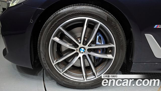 BMW 5 Series (G30) 520i M Sport 2022 — фото 5
