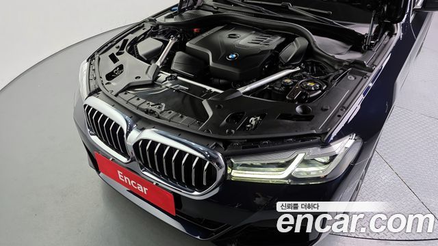 BMW 5 Series (G30) 520i M Sport 2022 — фото 6