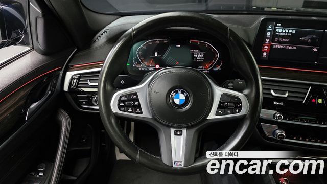 BMW 5 Series (G30) 520i M Sport 2022 — фото 14
