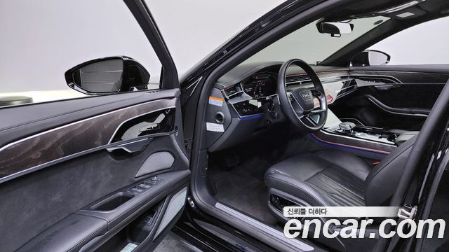 Audi A8 (D5) 55 TFSI Quattro Premium LWB 2022 — фото 10