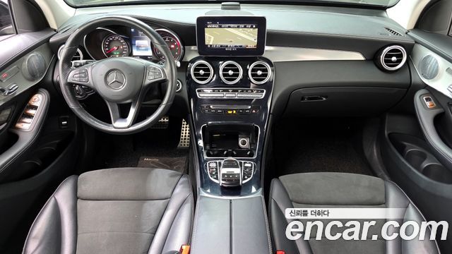 Mercedes-Benz GLC-Class (X253) GLC300 4MATIC AMG Line 2019 — фото 7