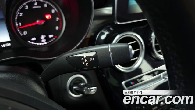Mercedes-Benz GLC-Class (X253) GLC300 4MATIC AMG Line 2019 — фото 9